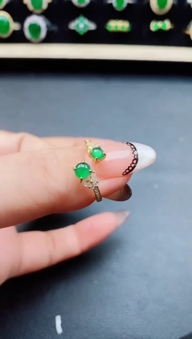 翡翠戒指银S925镶嵌85000