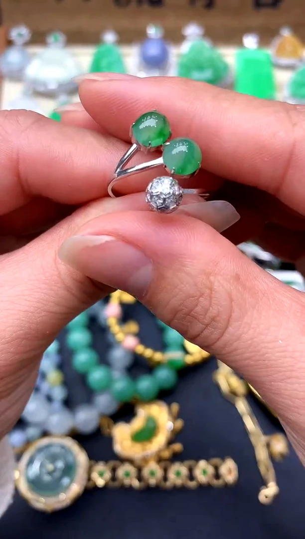 【闪购商品】翡翠戒指18K金镶嵌151-中国好珍宝