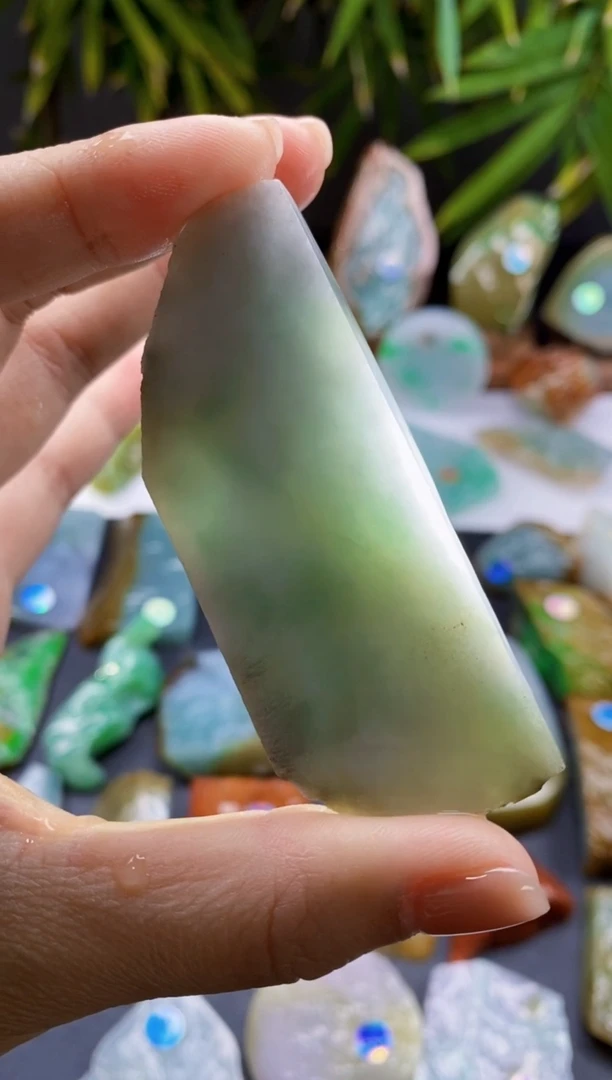 【闪购商品】定制翡翠未镶嵌翡翠