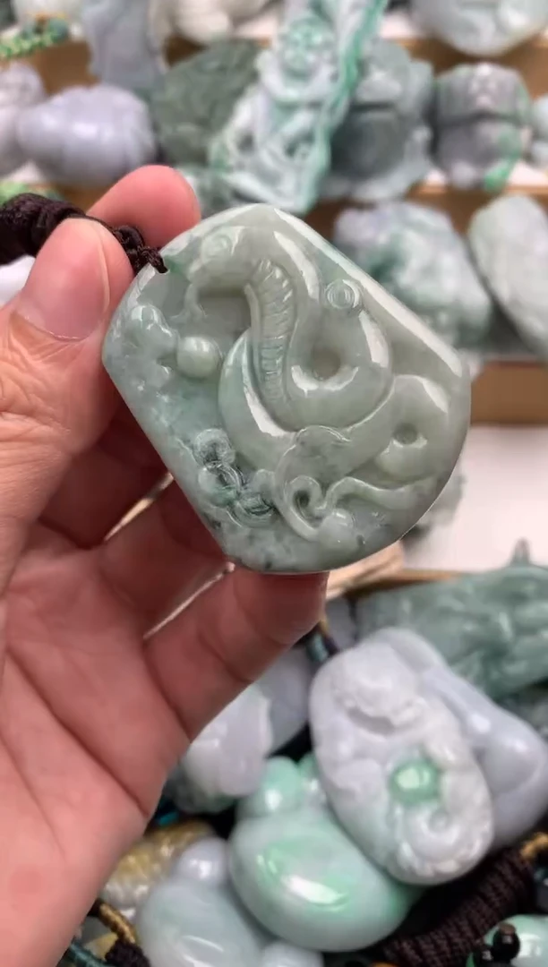 吊坠(不含链)未镶嵌翡翠1
