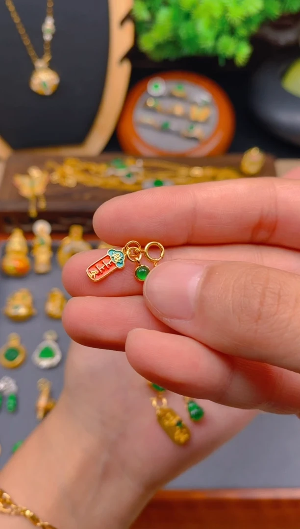 翡翠银S925镶嵌吊坠(不含链)上上签