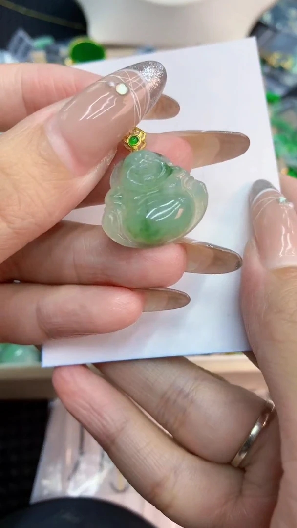 颈饰未镶嵌翡翠1