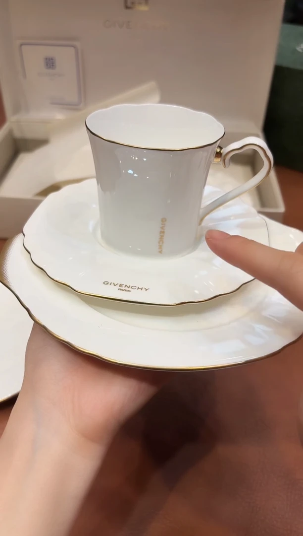 小狐狸精选日瓷器