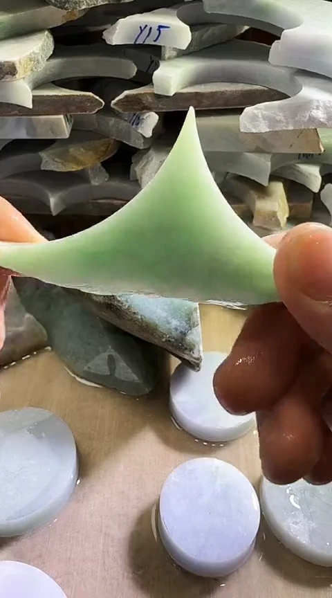 裸石翡翠缅甸翡翠A货花164