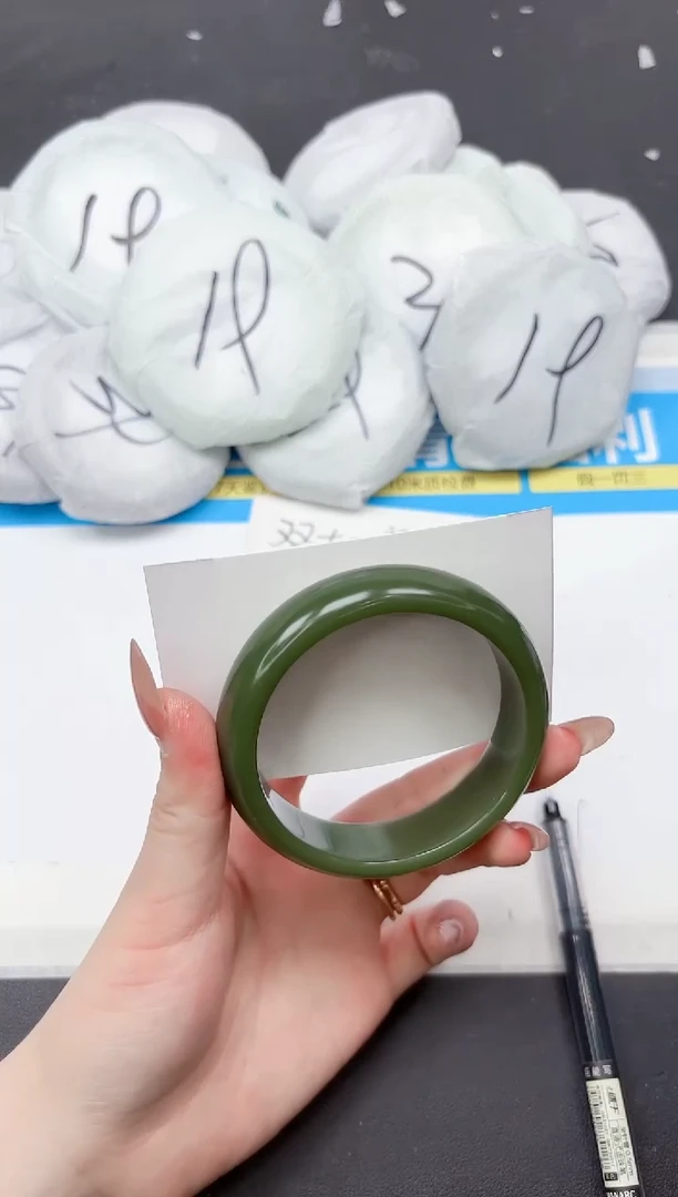 未镶嵌手镯石英质玉336-59