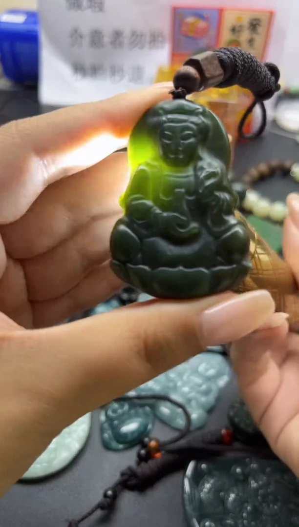 【闪购商品】和田玉（糖玉）颈饰未镶嵌111111