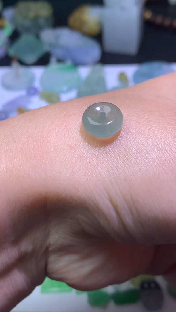 未镶嵌定制翡翠毛货