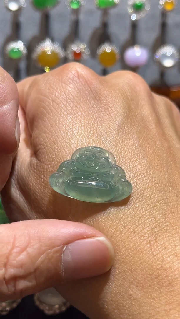 颈饰18K金镶嵌翡翠翡翠A货 多样性发其一