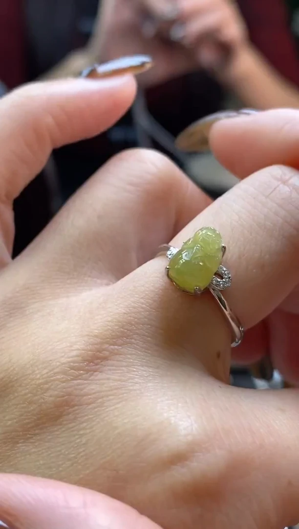 颈饰银S925镶嵌翡翠净货18669