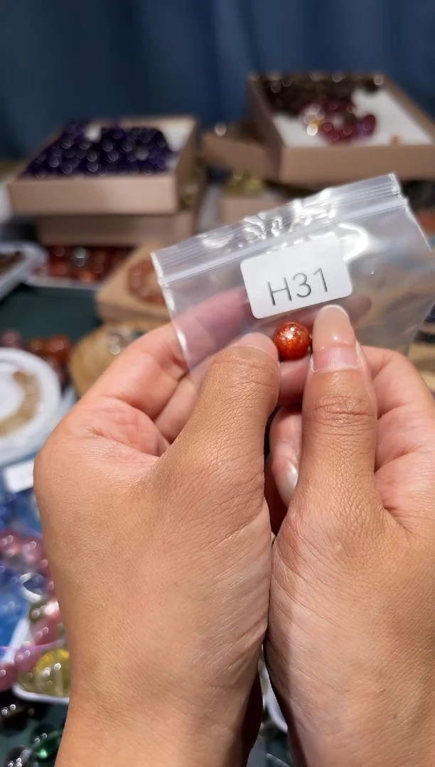 未镶嵌手串水晶。*念H31金太阳圆珠拍10