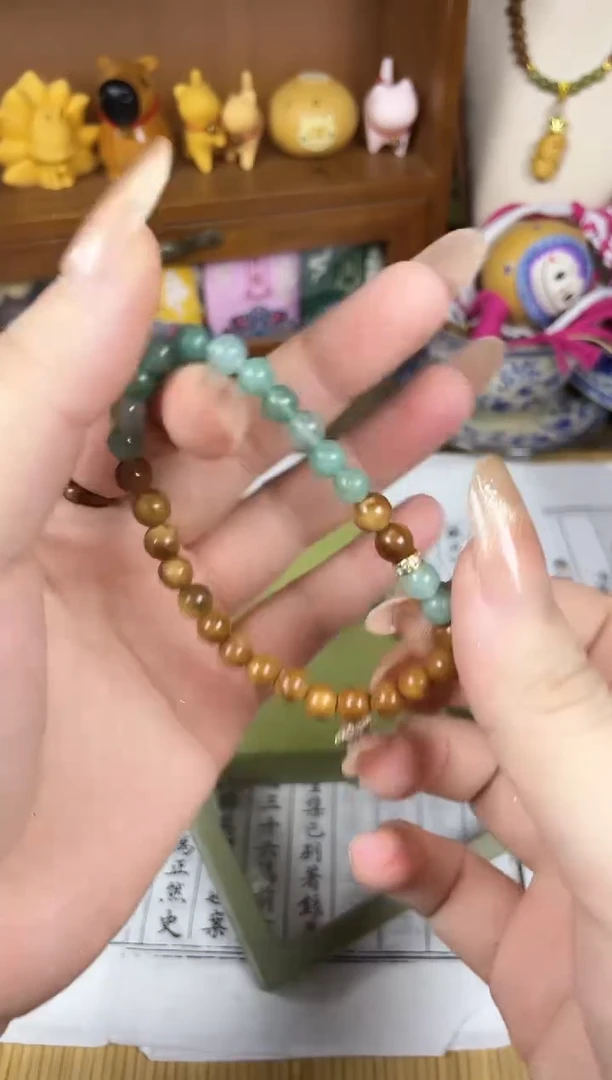 非洲檀香手串/手链菩提木质玉石手串/多发性其一/不带盒子