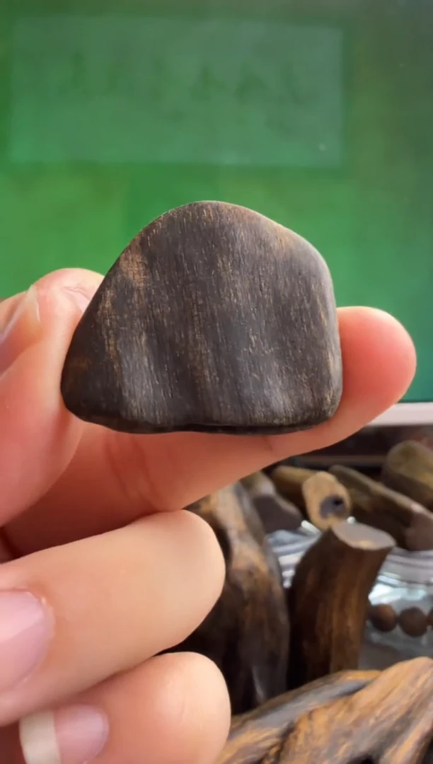 沉香手把件多样性发一