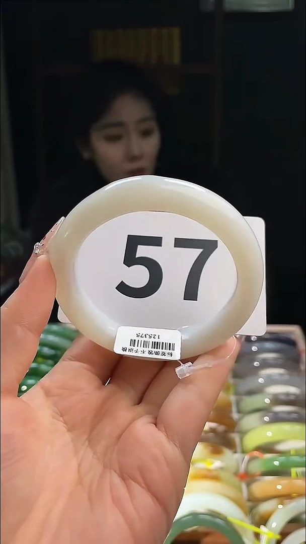 定制和田玉和田玉手镯