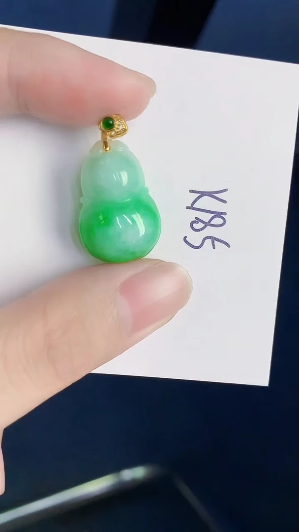 颈饰未镶嵌翡翠天然翡翠缅甸A货