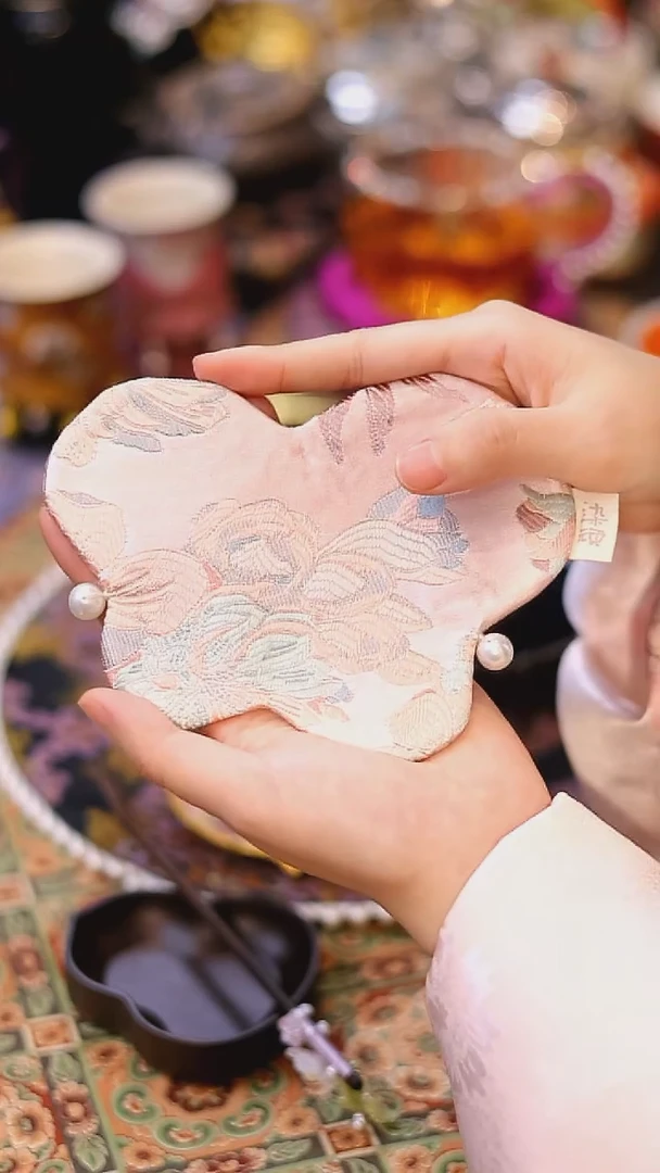 【闪购商品】摆件山怂阿卿直播间@@RW0180