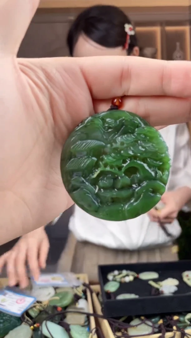 颈饰未镶嵌和田玉拍一发一，多样性发货