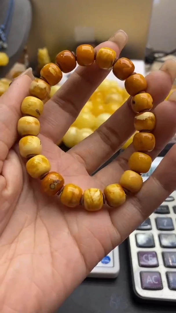 琥珀未镶嵌珠宝奇石1806