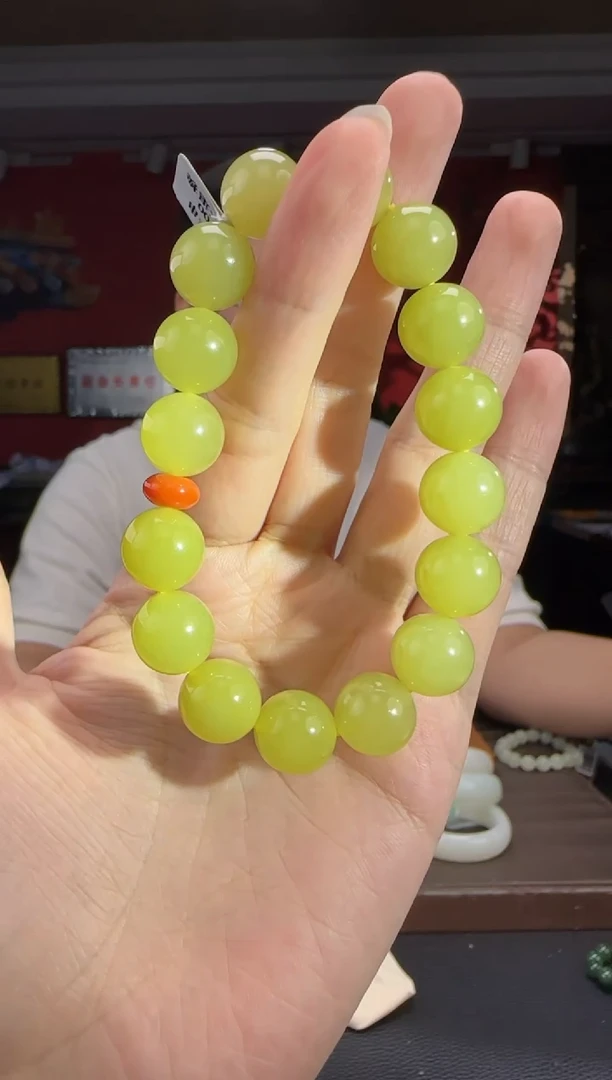 未镶嵌手串和田玉黄口单圈手串