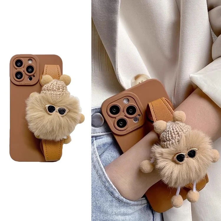 毛球公仔腕带适用苹果华为/vivo/oppo小米手机壳斜挎背带创意公仔