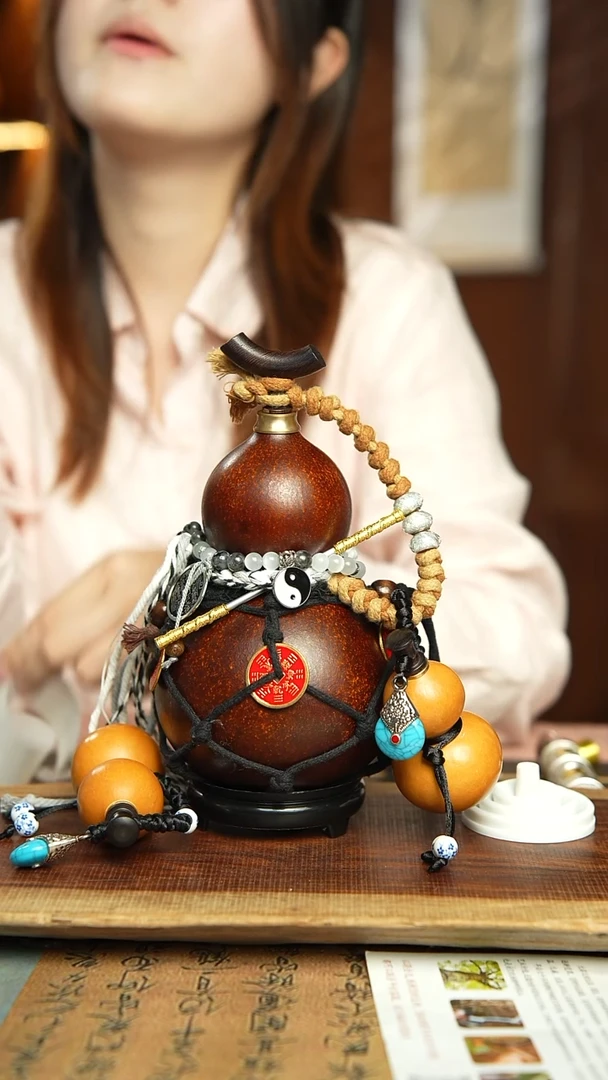 184号650ml左右非遗大漆酒葫芦