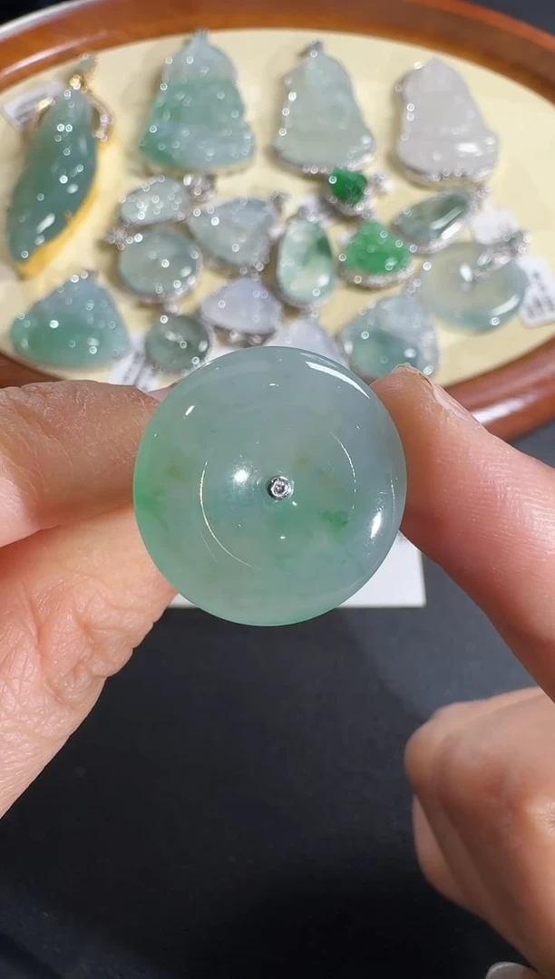 【闪购商品】翡翠戒指18K金镶嵌【源头工厂】钻石镶嵌