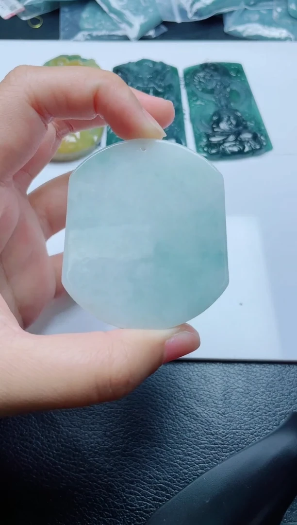 颈饰未镶嵌翡翠多样性发货随机发货-无事牌