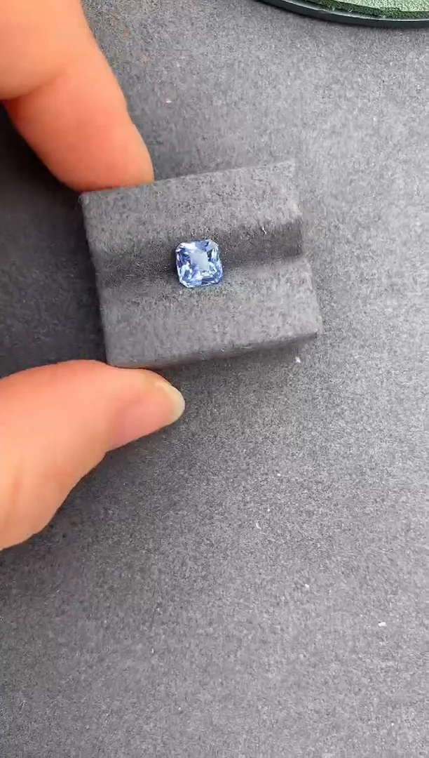 【闪购商品】蓝宝石裸石未镶嵌1.3ct蓝宝石