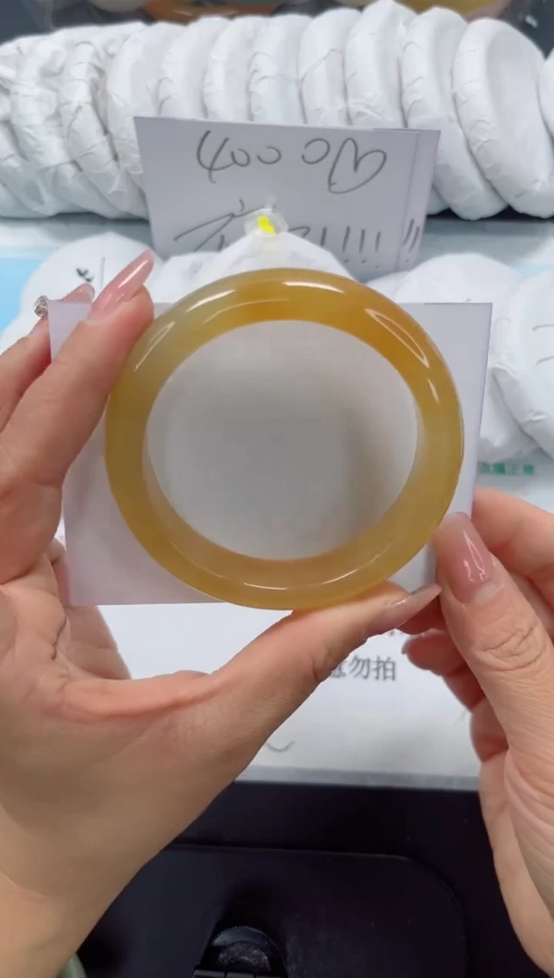 未镶嵌手镯石英质玉61-57.7