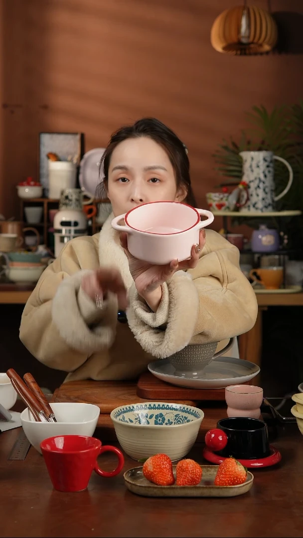 【闪购商品】碗粉色双耳碗 微瑕凑满20发货