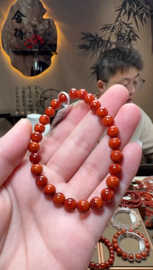 未镶嵌原矿手串南红玛瑙一条6mm+ 多样性发货