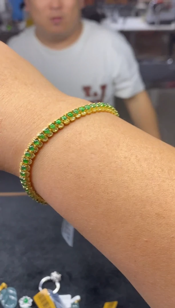 【闪购商品】翡翠手链未镶嵌天然翡翠A货46