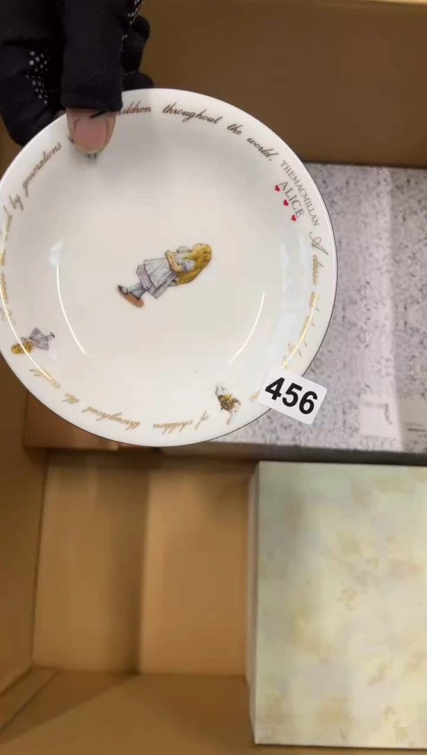 【闪购商品】瓷片456中古商品谨慎参拍