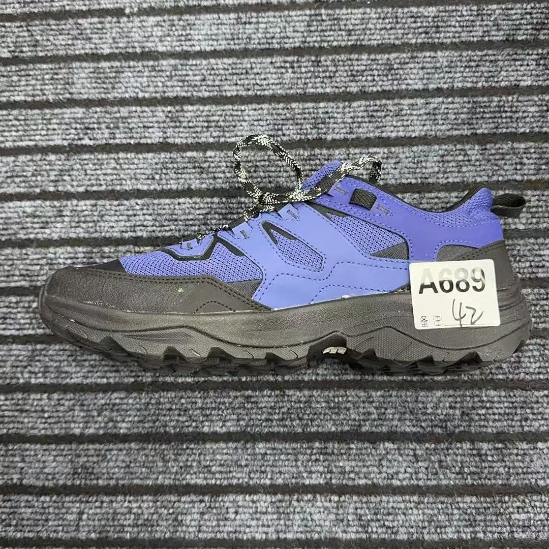 男女户外休闲鞋a689