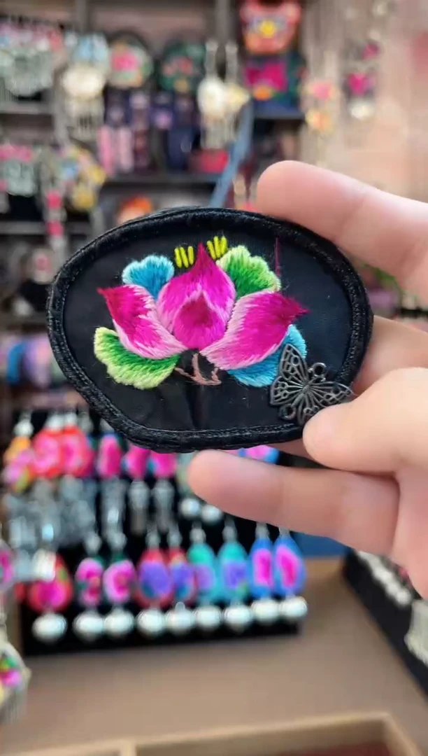 织绣民族风手工非遗老绣饰品274