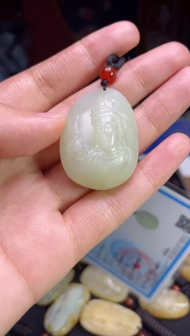 颈饰未镶嵌和田玉3