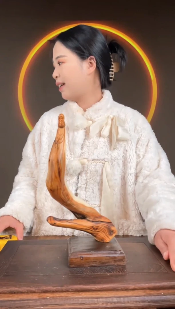 【闪购商品】柏木（崖柏）手工摆件,先抢先得!203