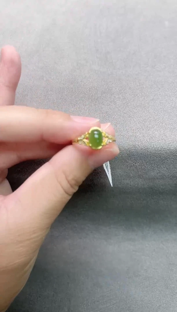 未镶嵌戒指和田玉fs