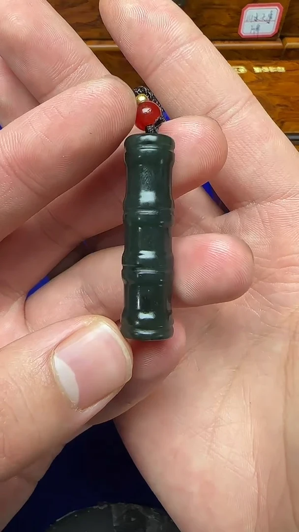 未镶嵌和田玉挂件小*粥1