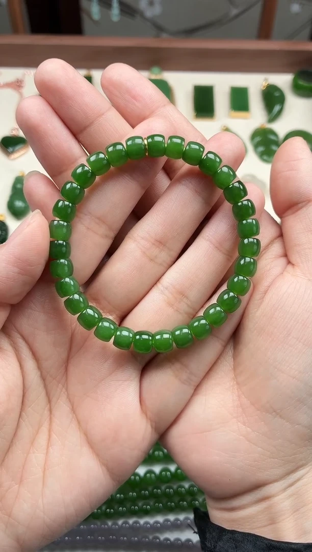 手串未镶嵌和田玉（碧玉）天***泪6×7直切手串