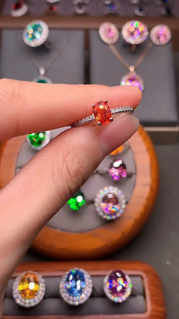 戒指彩色蓝宝石银S925镶嵌....