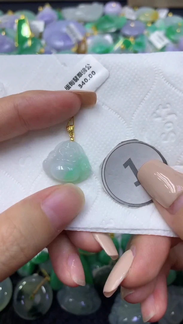 颈饰未镶嵌翡翠天然缅甸翡翠A货