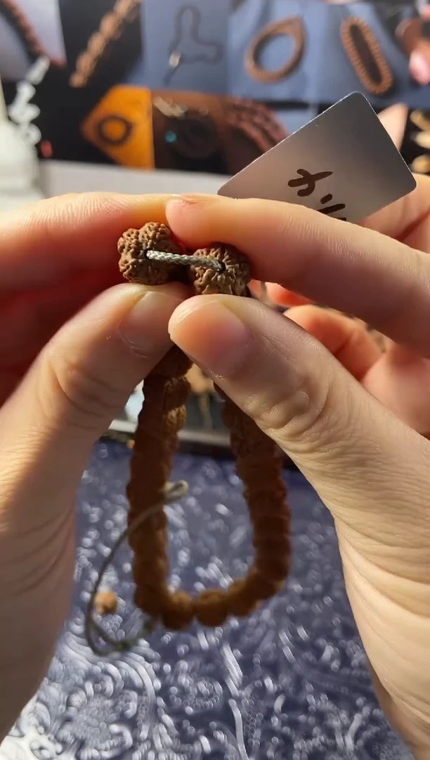 吊坠金刚菩提花王11.4头货