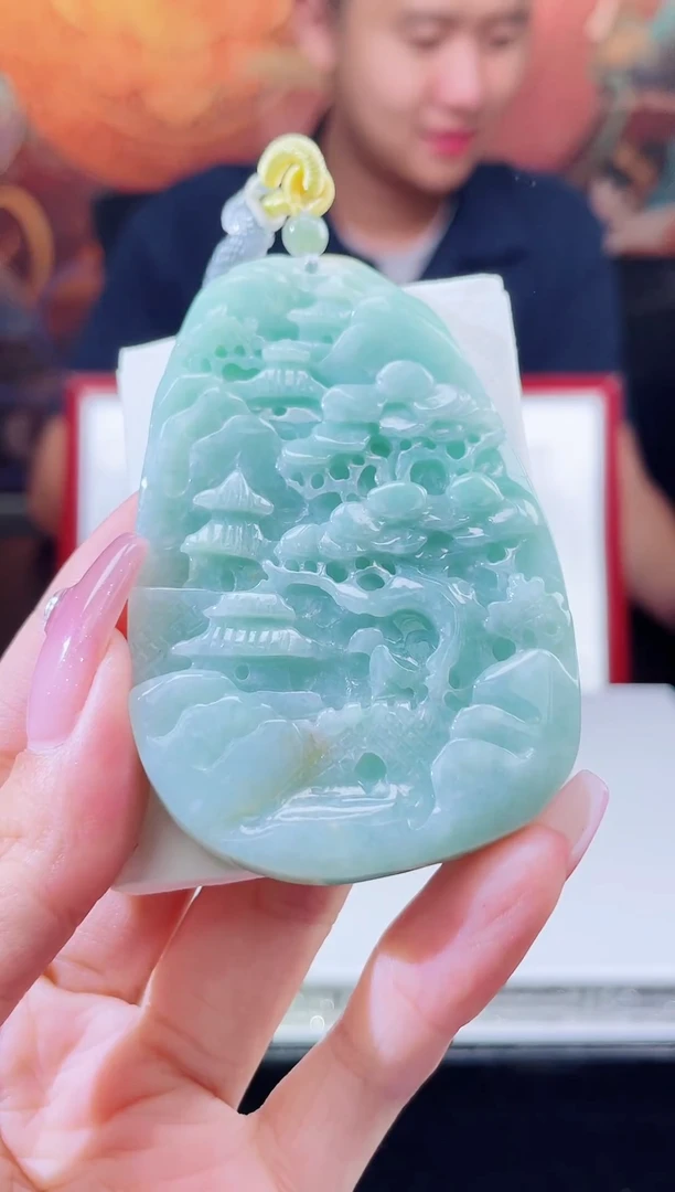 颈饰未镶嵌翡翠翡翠