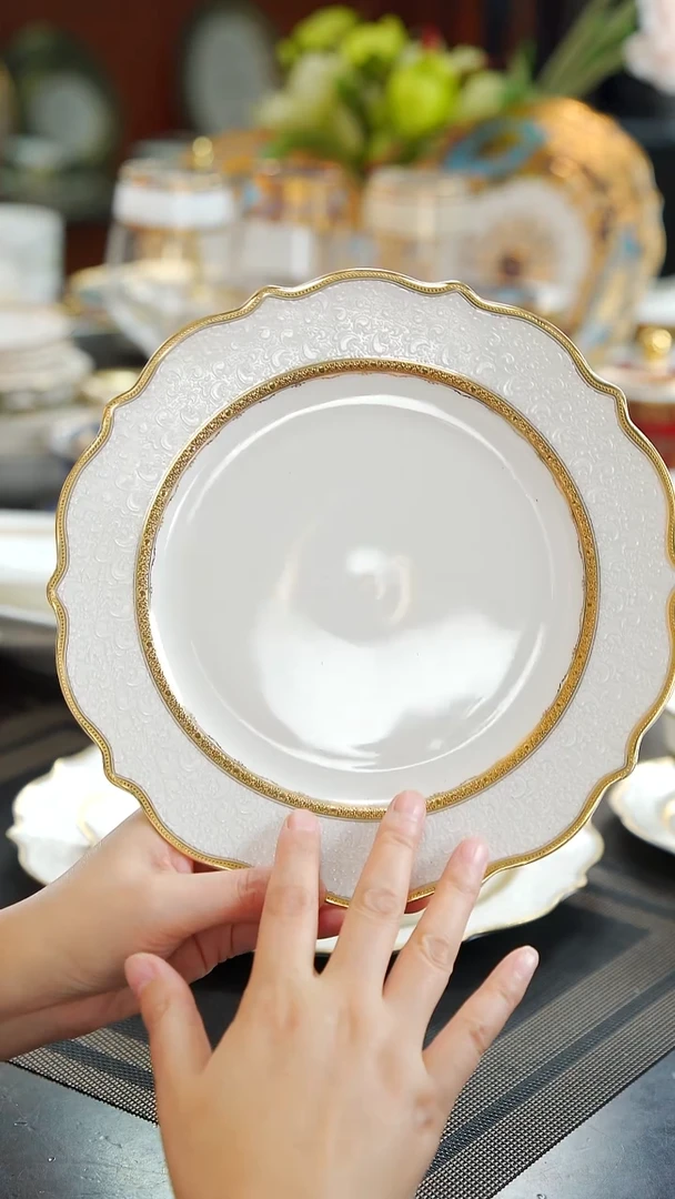 瓷片9英寸平盘 1个