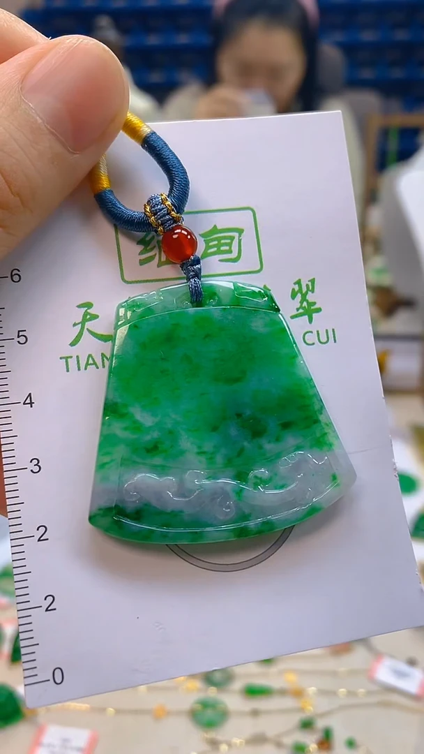 颈饰未镶嵌翡翠新号开播 全场乱卖