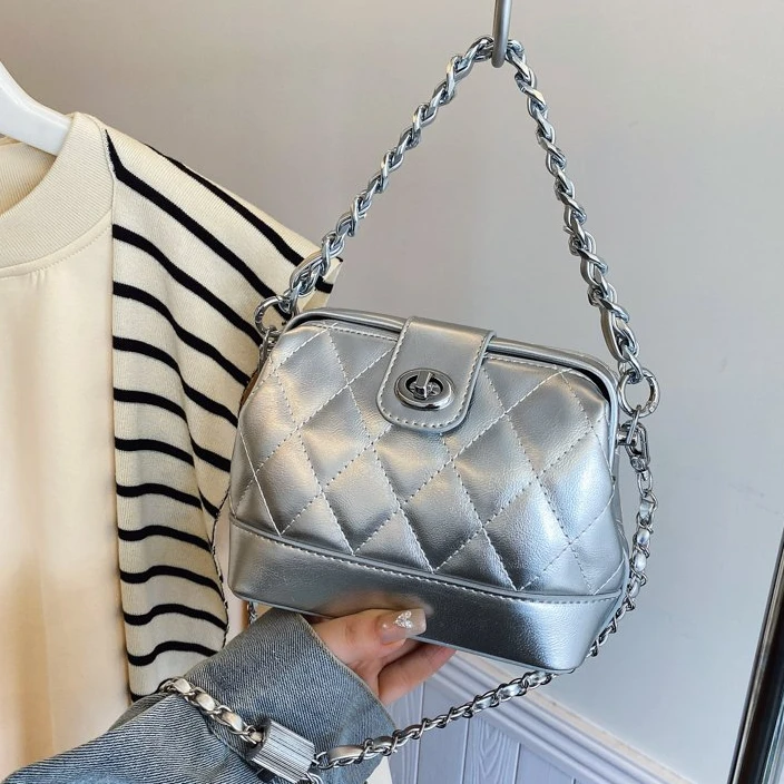 夏季爆款2025小香风菱格链条斜挎包高级感时尚百搭银色洋气小包包