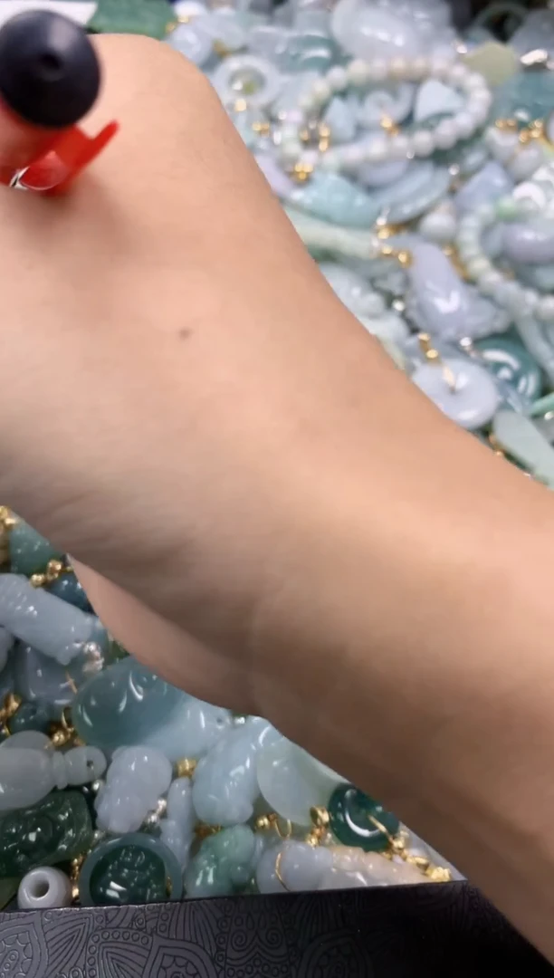 翡翠未镶嵌吊坠(不含链)776