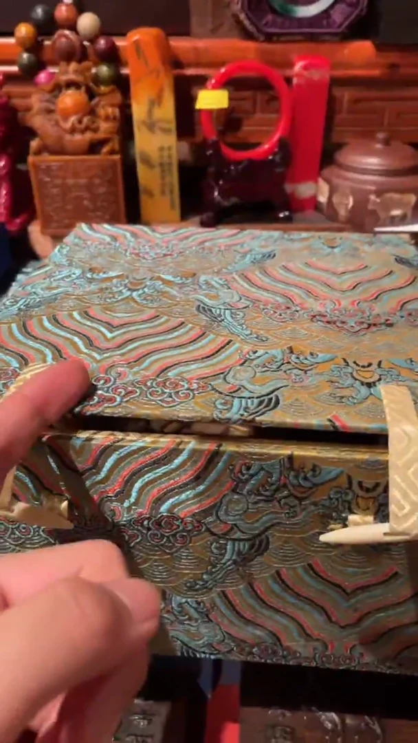 未镶嵌和田玉挂件黄龟