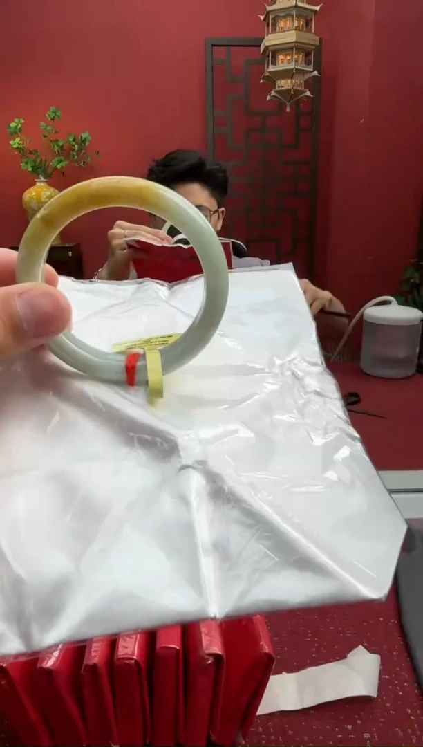 未镶嵌手镯翡翠翡翠手镯3