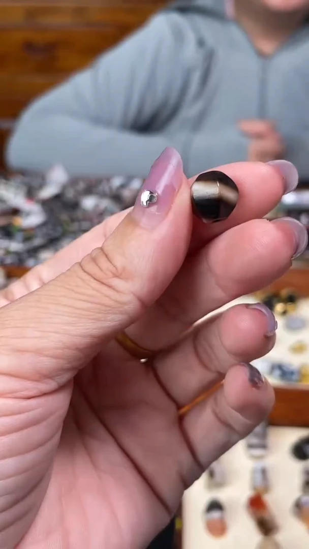 玛瑙/玉髓颈饰未镶嵌185一线